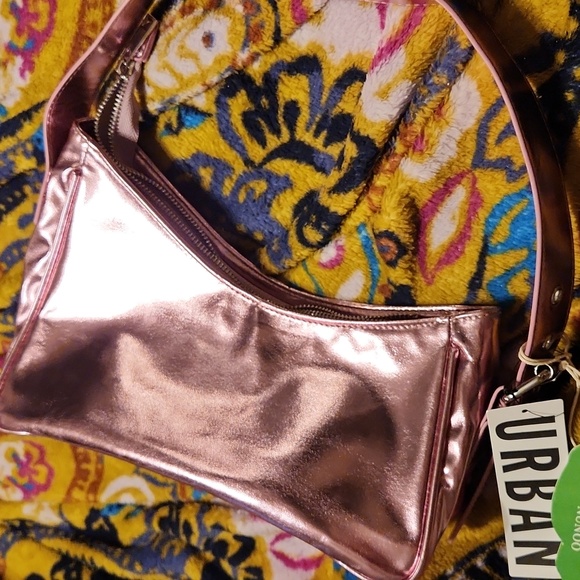 NWT Urban Outfitters Nunoo Vegan Faux Leather Metallic Shoulder Mini Bag - Picture 4 of 12